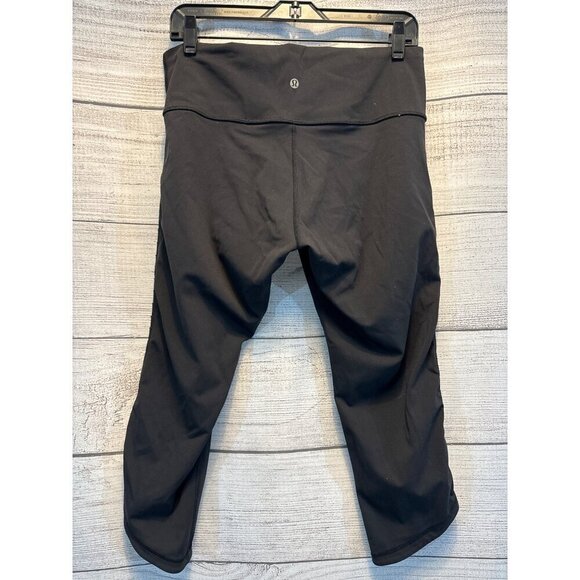 Lululemon Sunshine Salutation Crop Size 12 - Picture 2 of 3